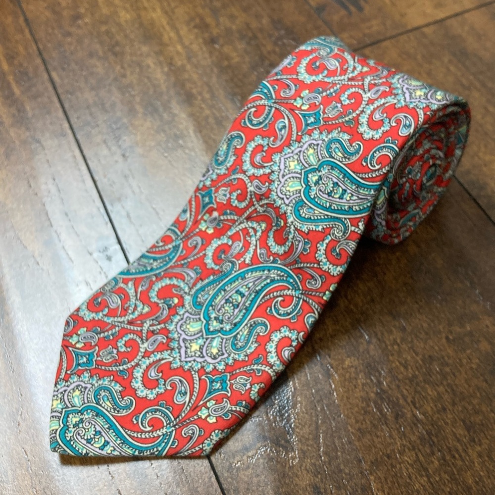 BERKLEY 100% Silk Tie Men’s Blue Red Paisley Pattern Made In USA Necktie